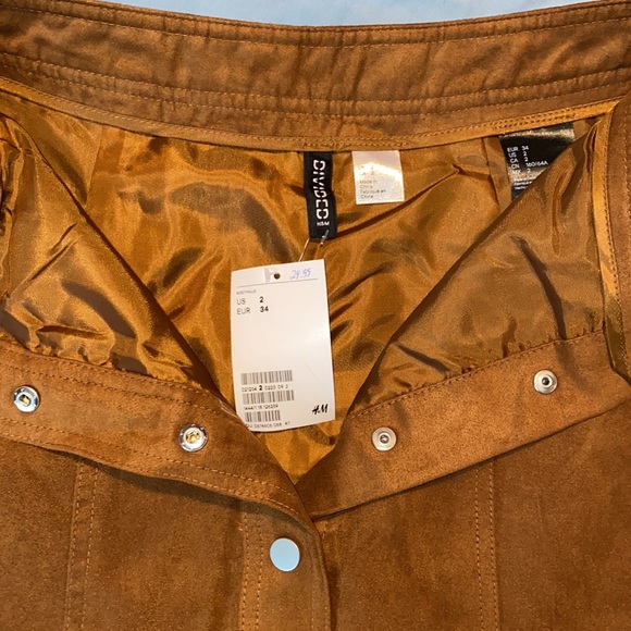 H&M Brown Mini-Skirt - Picture 2 of 3